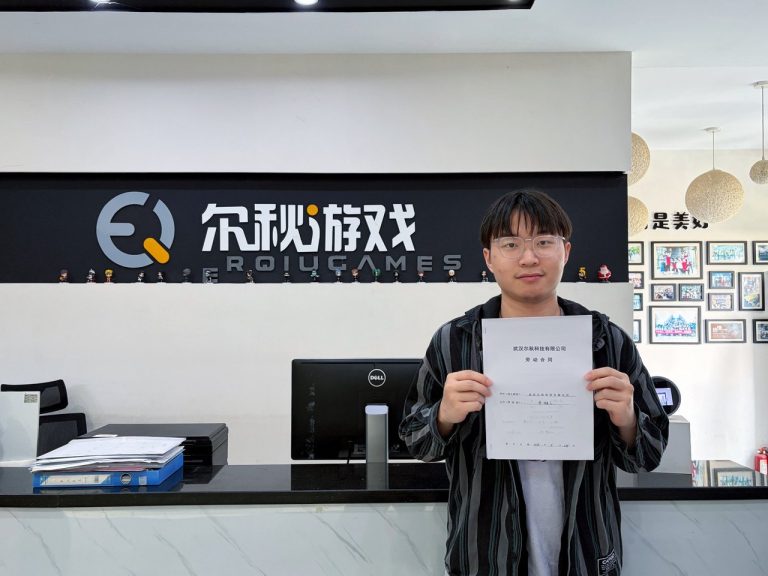 尔秋游戏美术中心 · 学员入职签约留念(3/6)